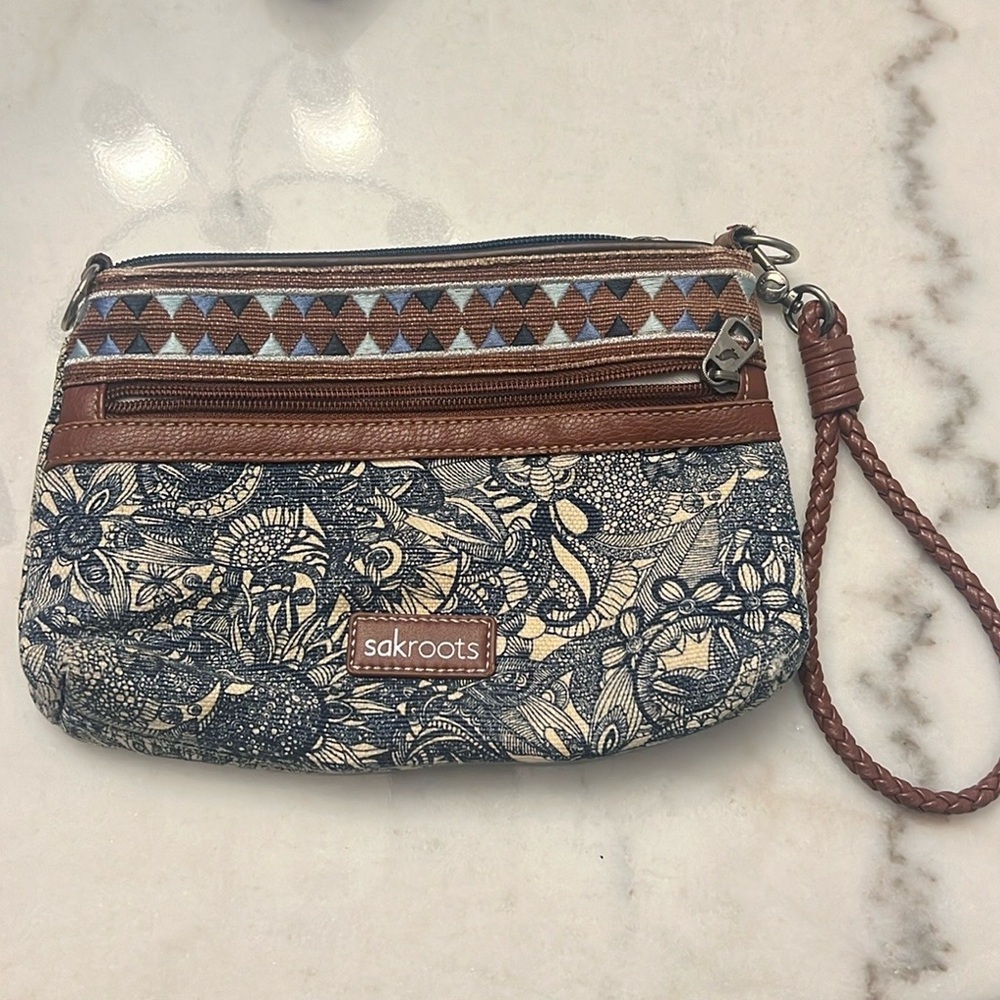 Sakroots artist circle campus mini wristlet